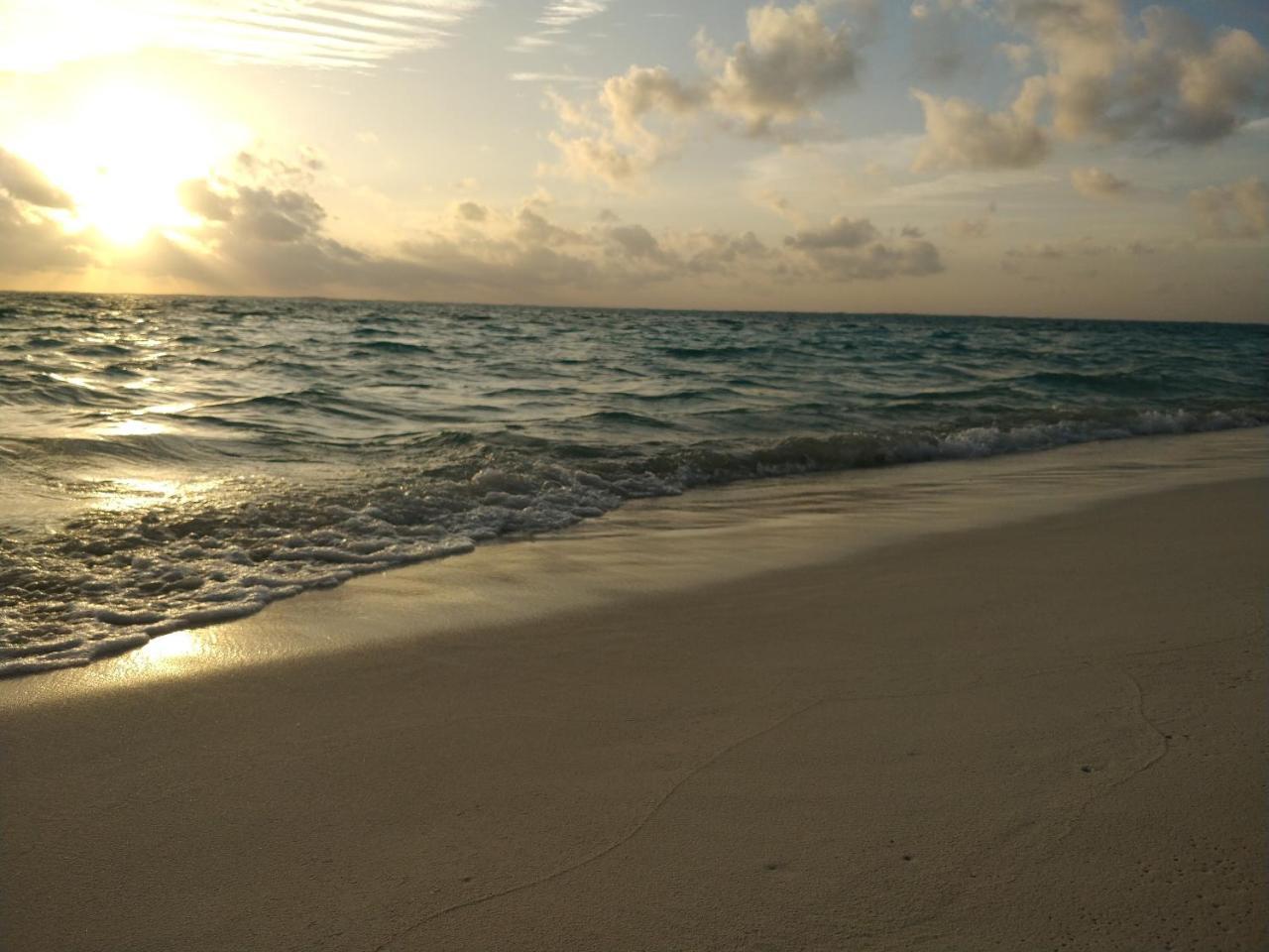 Muraka Inn Thoddoo Buitenkant foto